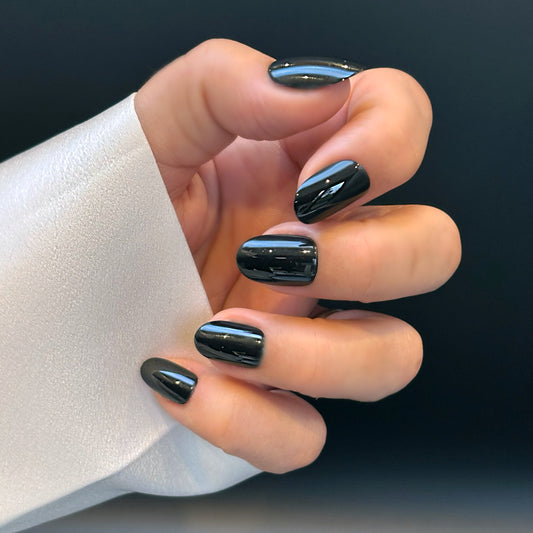 Static Nails Dark Room Round