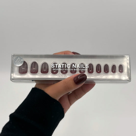 Static Nails Cherry Liquor Round