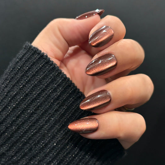 Static Nails Influenced Almond